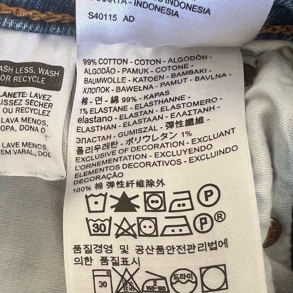 EUC Levi’s Distressed 501S 29x30 11” rise - Picture 3 of 7